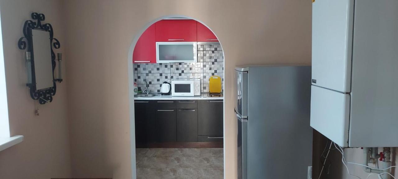Ferienwohnung Вулиця Нагiрна Kamjanez-Podilskyj Exterior foto