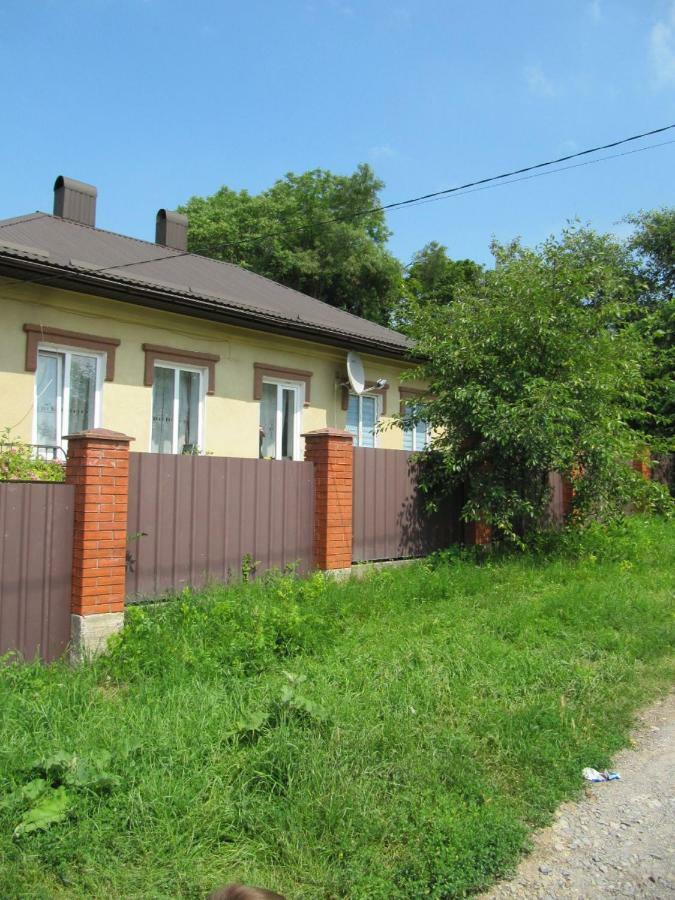 Ferienwohnung Вулиця Нагiрна Kamjanez-Podilskyj Exterior foto